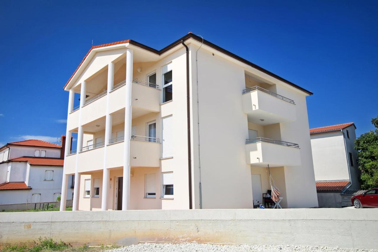 Loren - Mali - Second Floor Medulin Luaran gambar